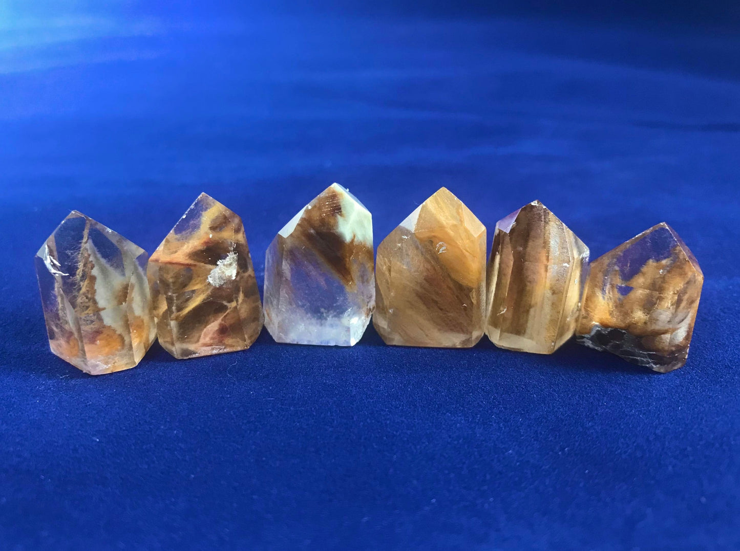 Amphibole Quartz Mini Towers