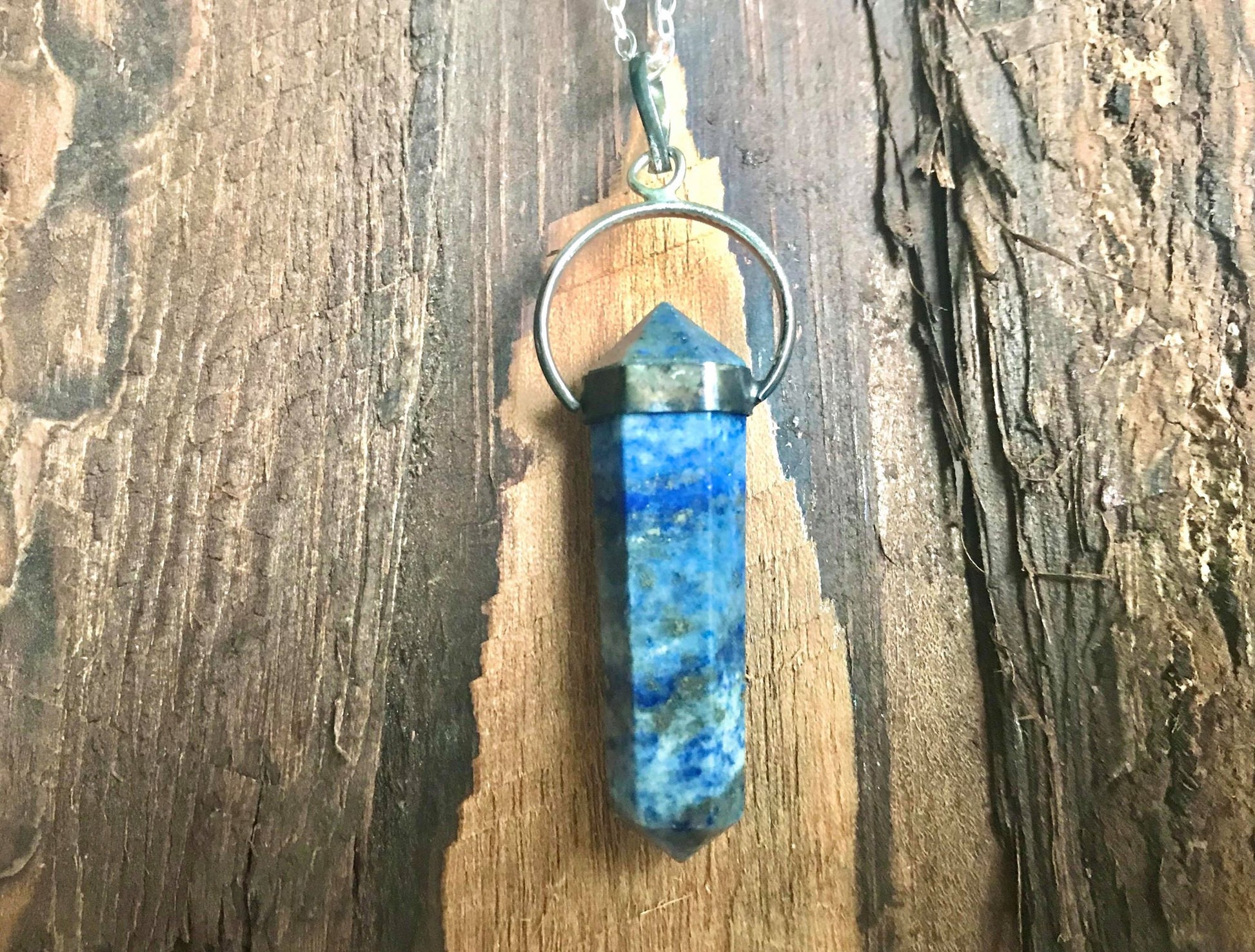 Lapis Lazuli Pendant - Gem Realm