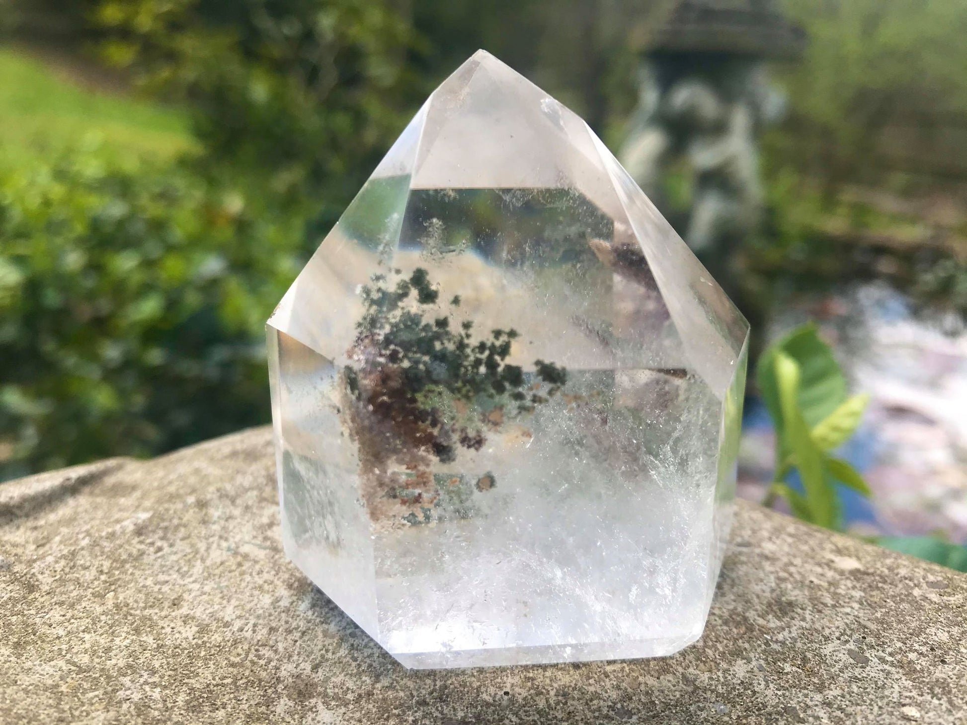Garden Quartz Tower - Gem Realm