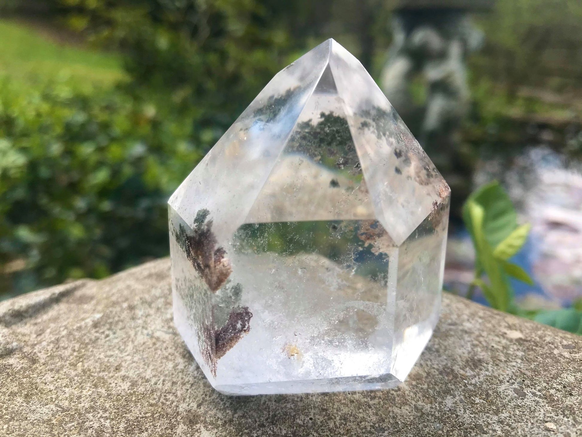 Garden Quartz Tower - Gem Realm