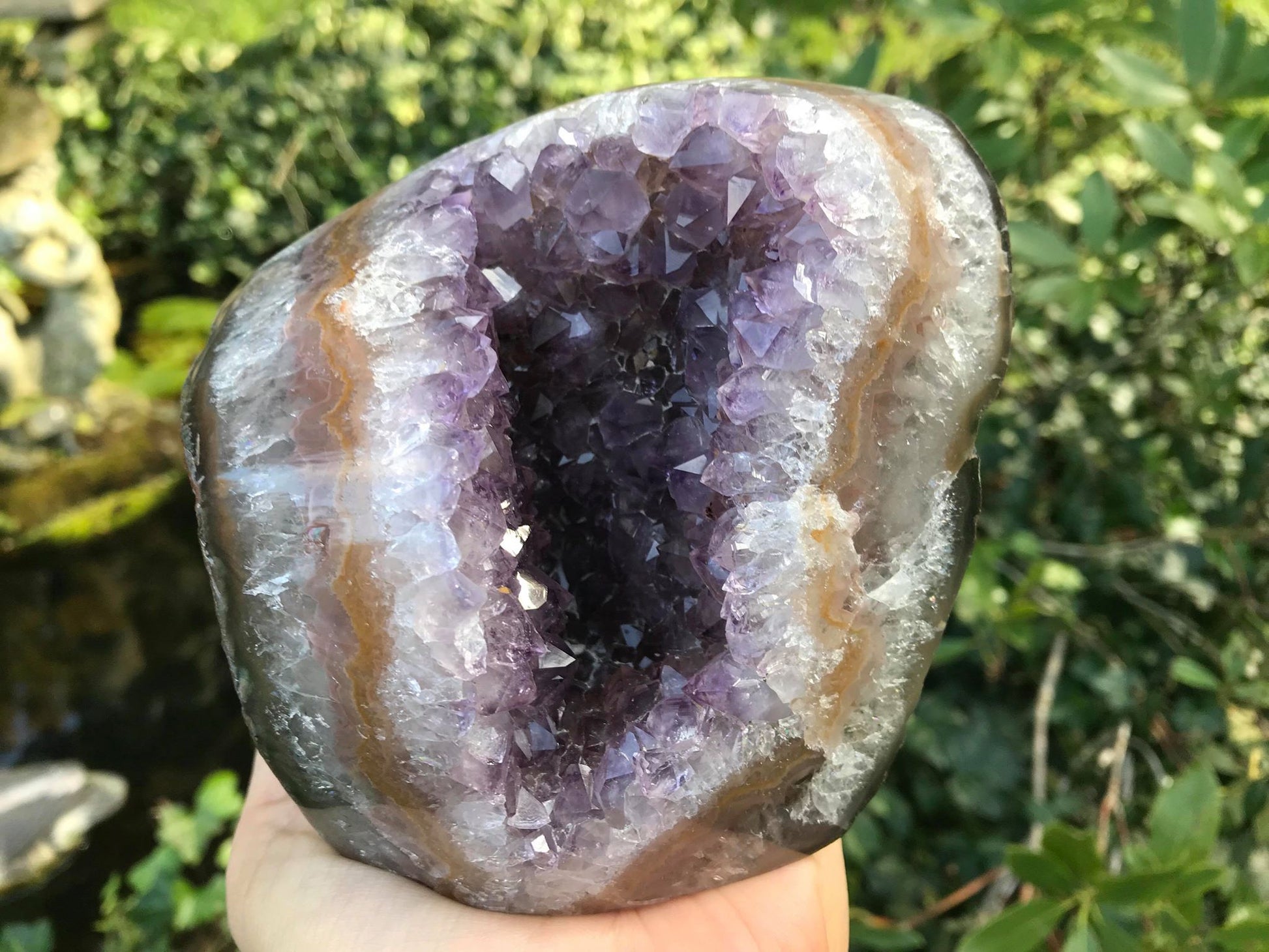 Amethyst Geode - Gem Realm