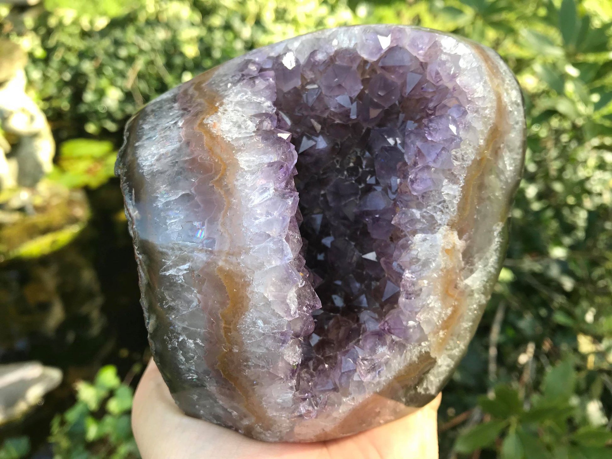 Amethyst Geode - Gem Realm