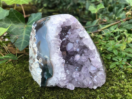 Amethyst Geode - Gem Realm 