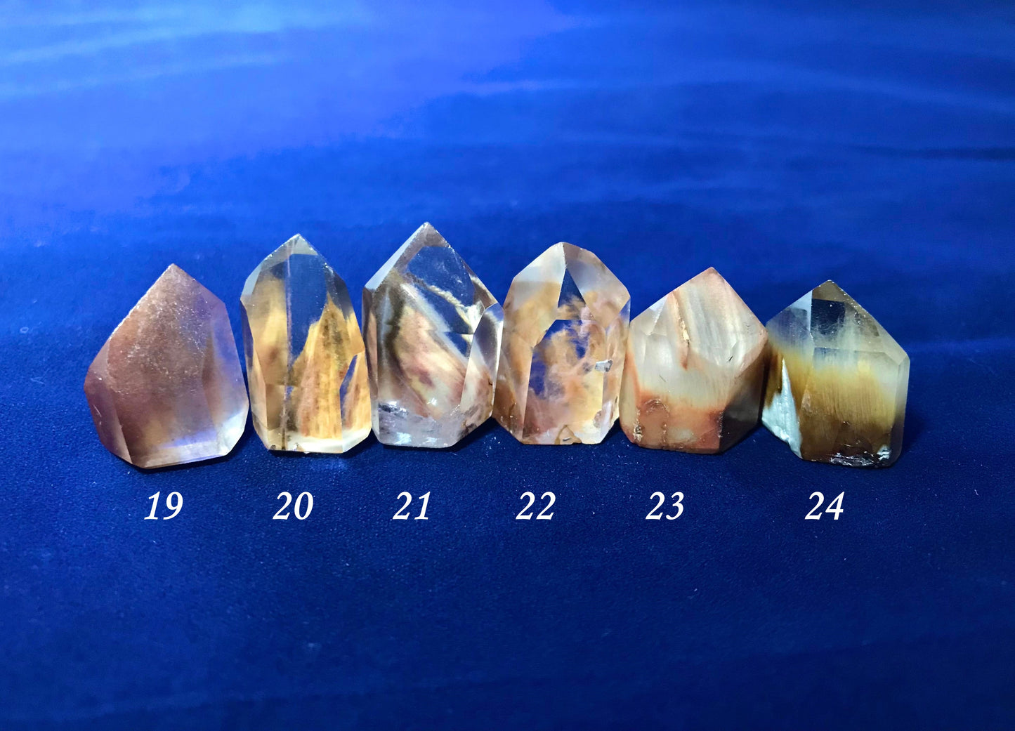 Amphibole Quartz Mini Towers
