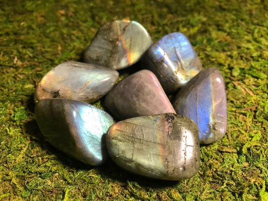 Labradorite - Gem Realm