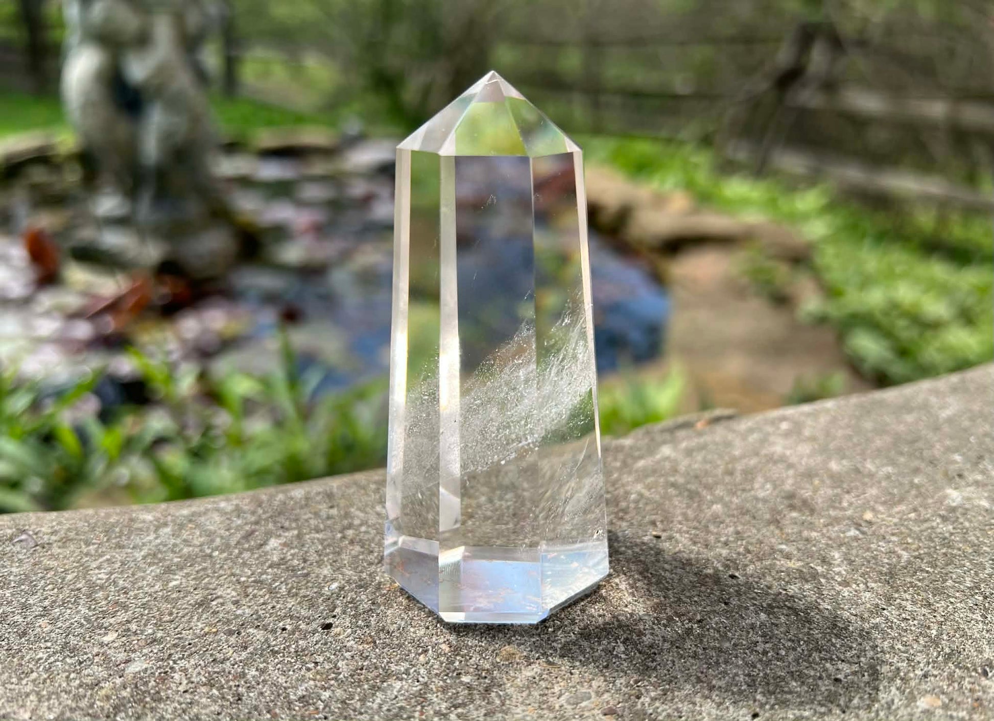 Quartz Crystal Tower - Gem Realm 