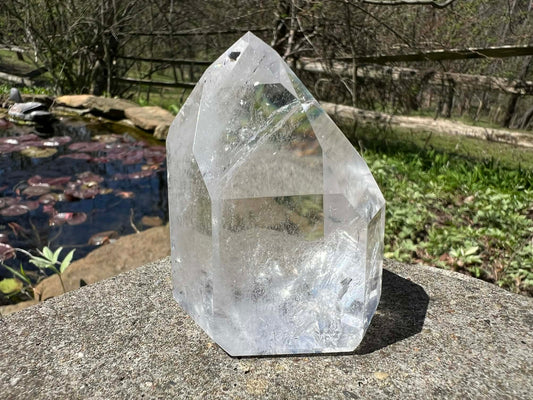 Quartz Crystal Tower - Gem Realm 