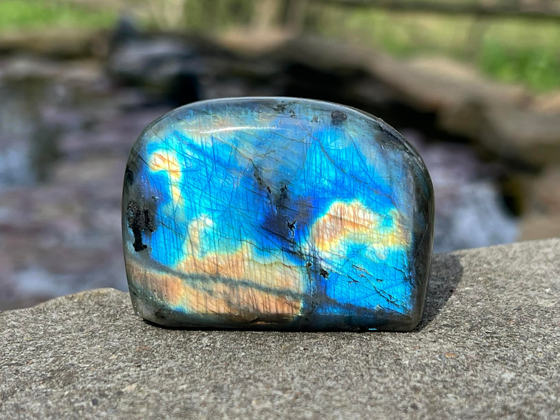 Labradorite Freeform - Gem Realm 