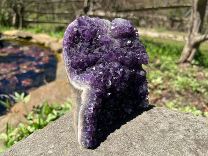 Amethyst Geode - Gem Realm 