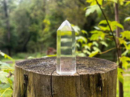 Quartz Crystal Tower ~ AA grade