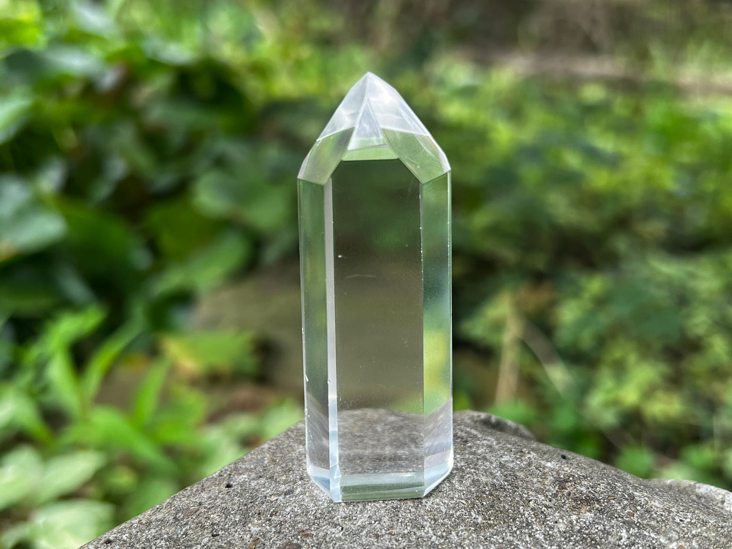 Quartz Crystal Tower ~ AA grade