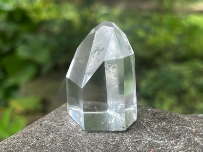 Quartz Crystal Tower ~ AA grade