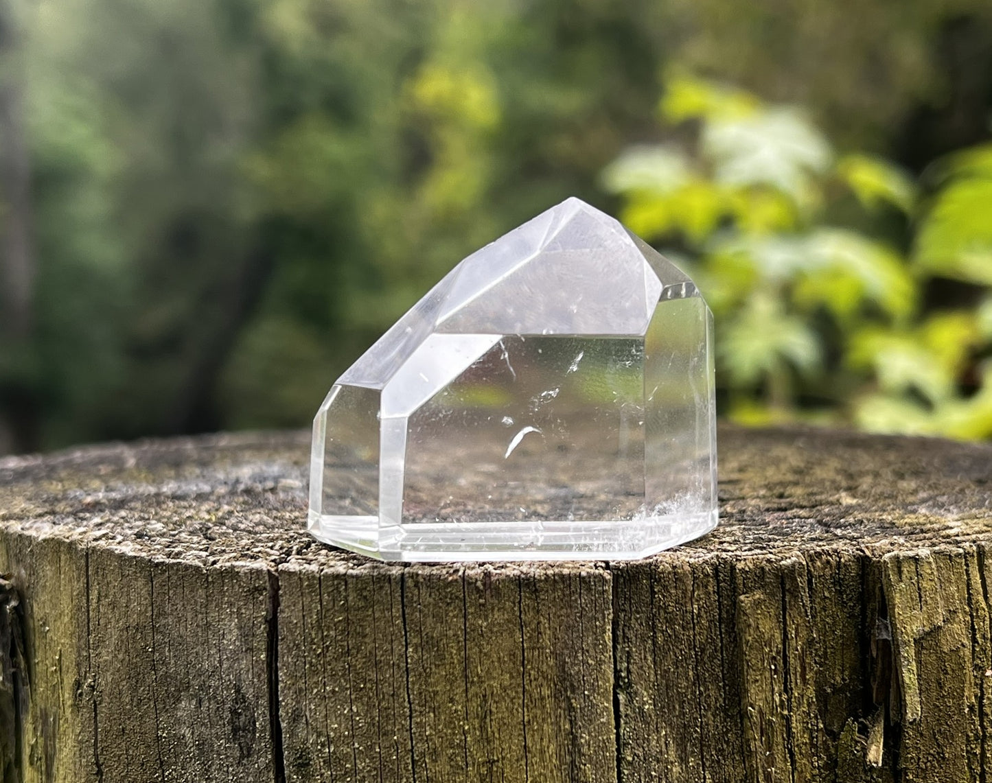 Quartz Crystal Tower ~ AA grade