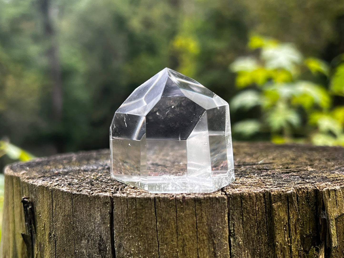 Quartz Crystal Tower ~ AA grade