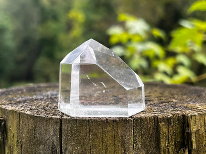 Quartz Crystal Tower ~ AA grade