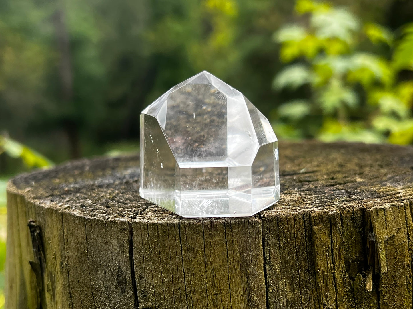 Quartz Crystal Tower ~ AA grade