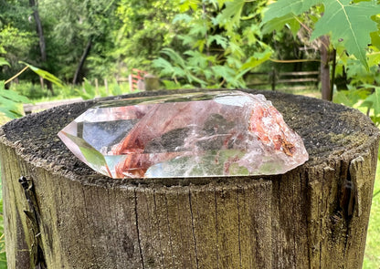 Amphibole Quartz Point