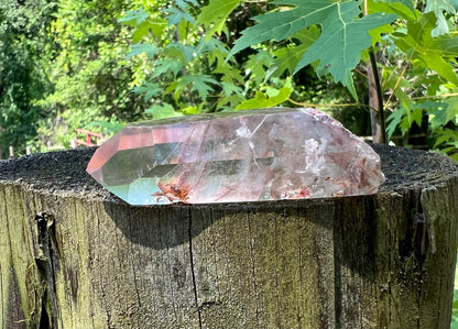 Amphibole Quartz Point