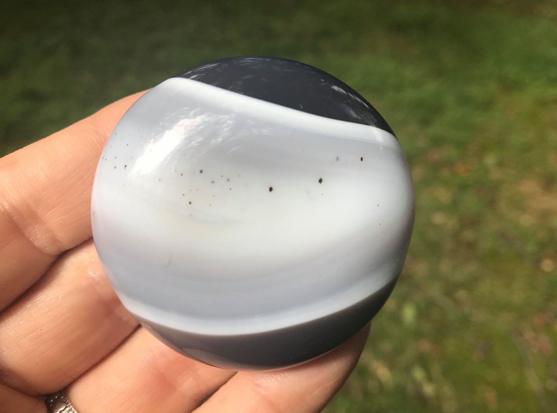 Banded Agate Palm Stones - Gem Realm 