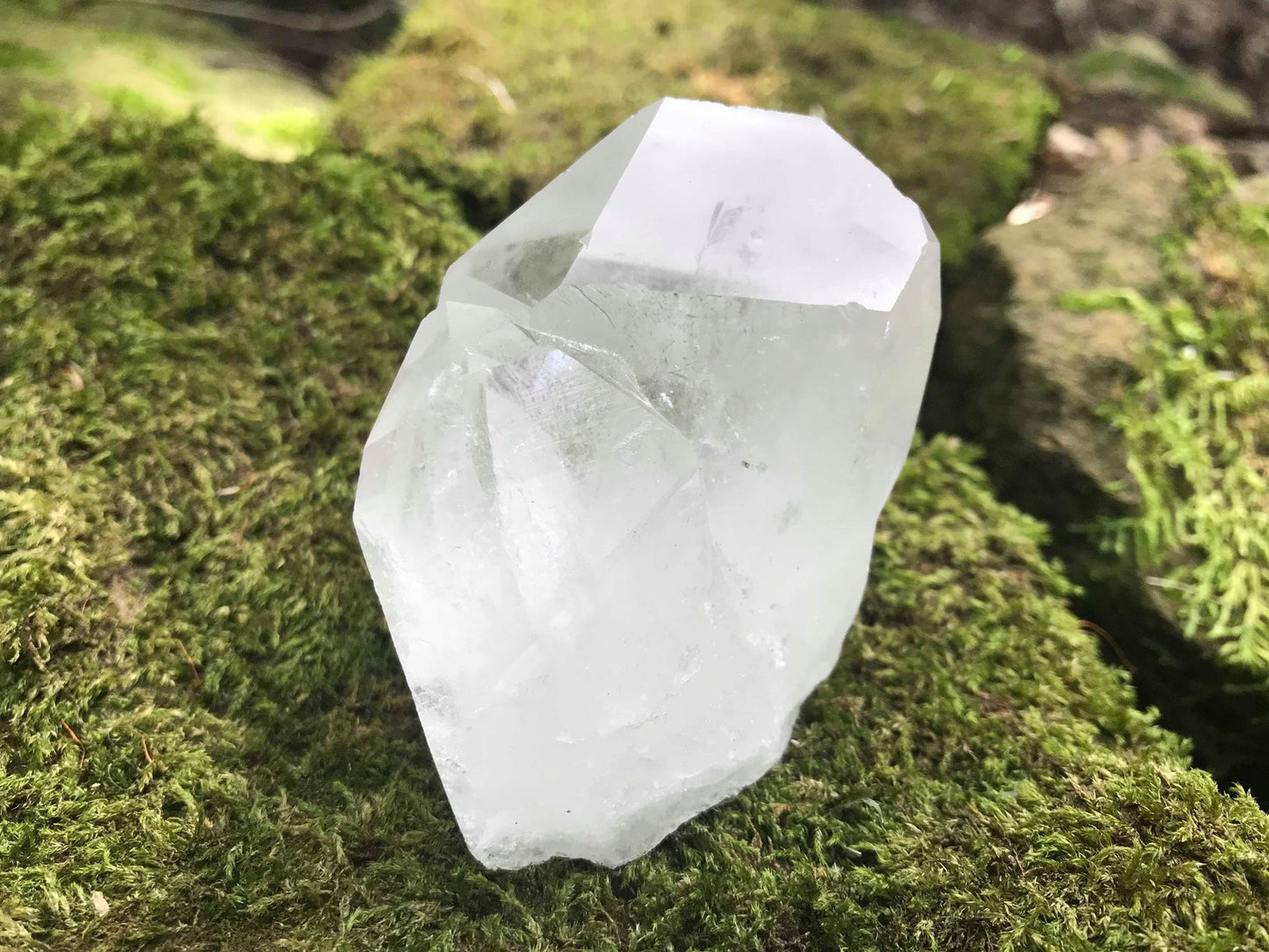 Quartz Crystal Clusters - Gem Realm 